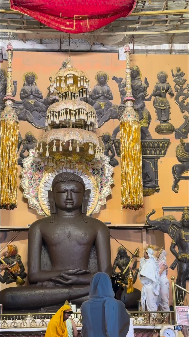 Devotional art of Rishabhdev