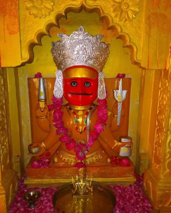 Naryangarh Rishabhdev Temple — interior